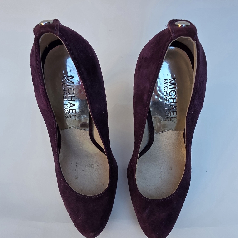Michael Kors Plum Suede Platform Stiletto Pumps - Picture 2 of 5